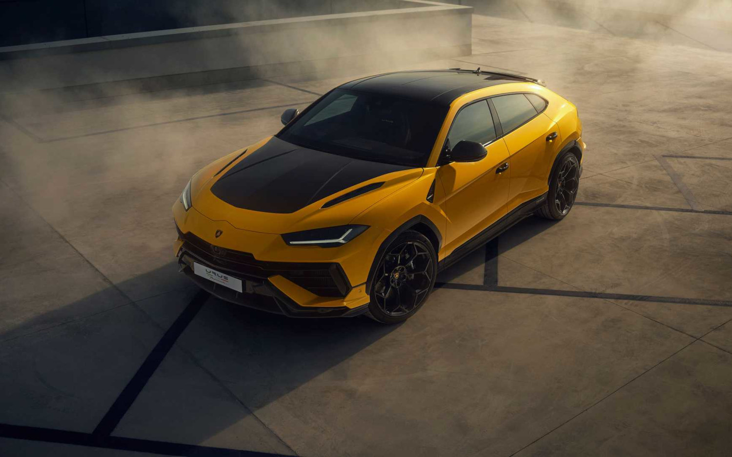 Urus Performante 2023 SUV Drive